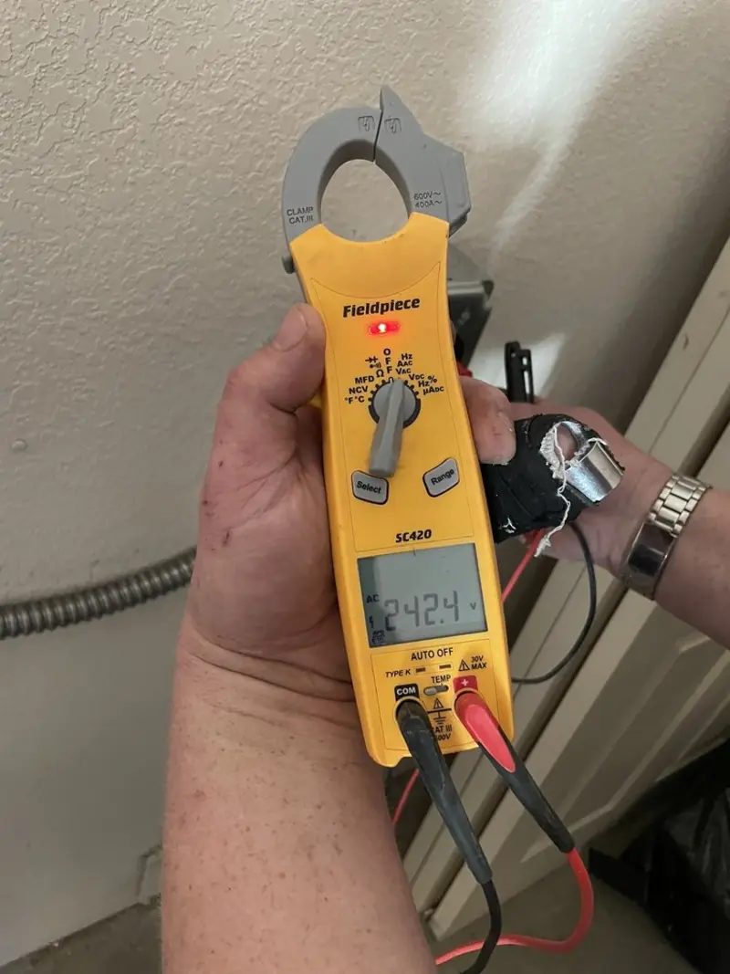 Voltage testing with clamp meter during Generator Installation in Cocoa West